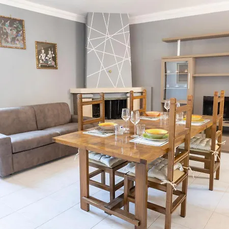 Apartment Domus *